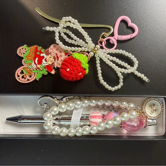 Strawberry Shortcake Keychain Charm Bookmark Pen  Set Gold with Refill Ink Pens - Picture 8 of 8